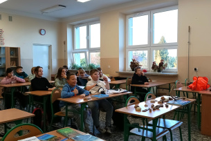 Prezentacja i konkurs wiedzy o regionie świętokrzyskim w Szkole Podstawowej im. Batalionów Chłopskich w Sadowiu