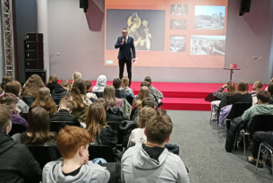 ŚWIĘTY WALENTY I HISTORIA WALENTYNEK